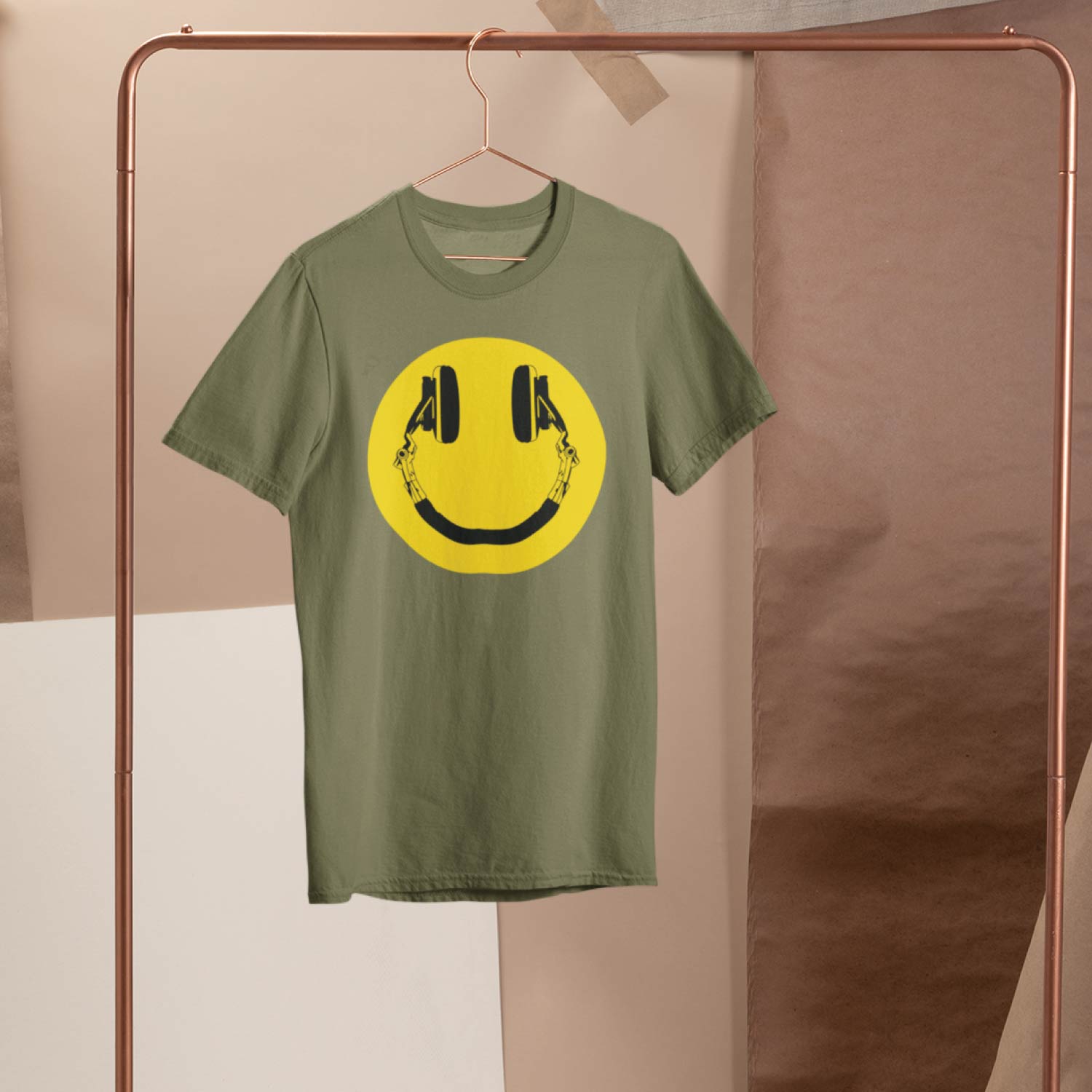 Happy Headphone – Tantra Original Brand Since 1997 – Unisex Cotton Tee Everyday Wear - Shipping Globally!